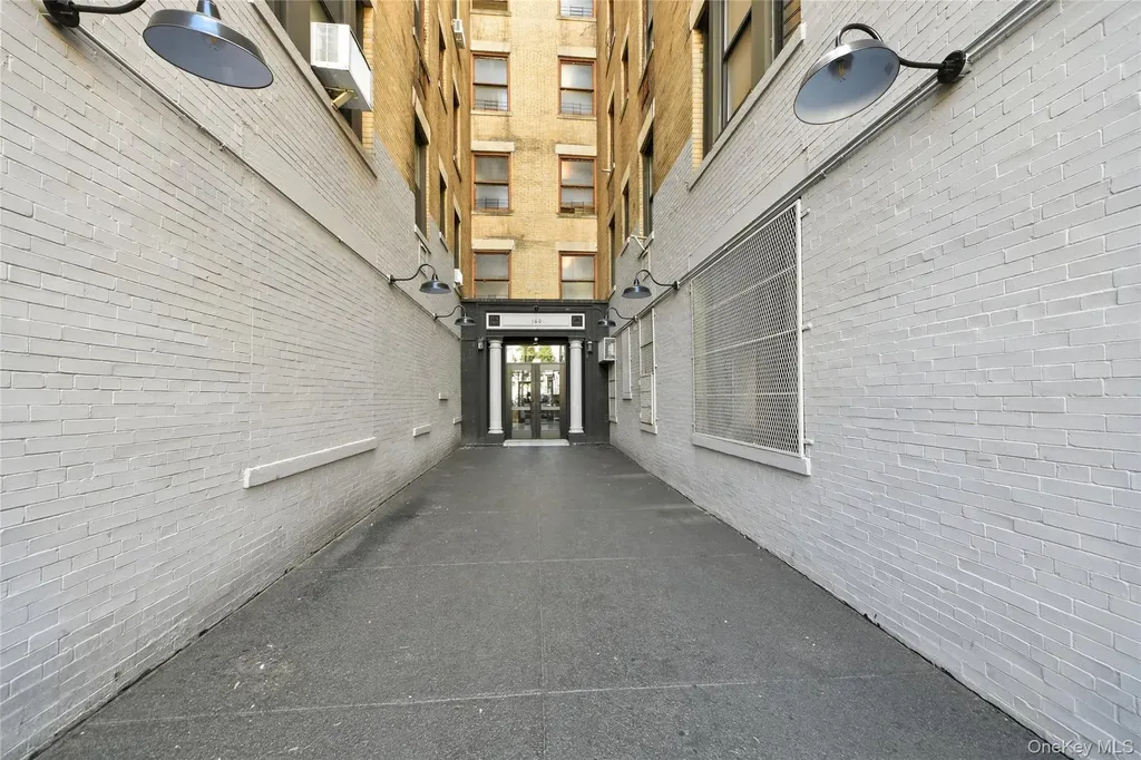 160 Wadsworth Avenue New York (manhattan) NY 10033