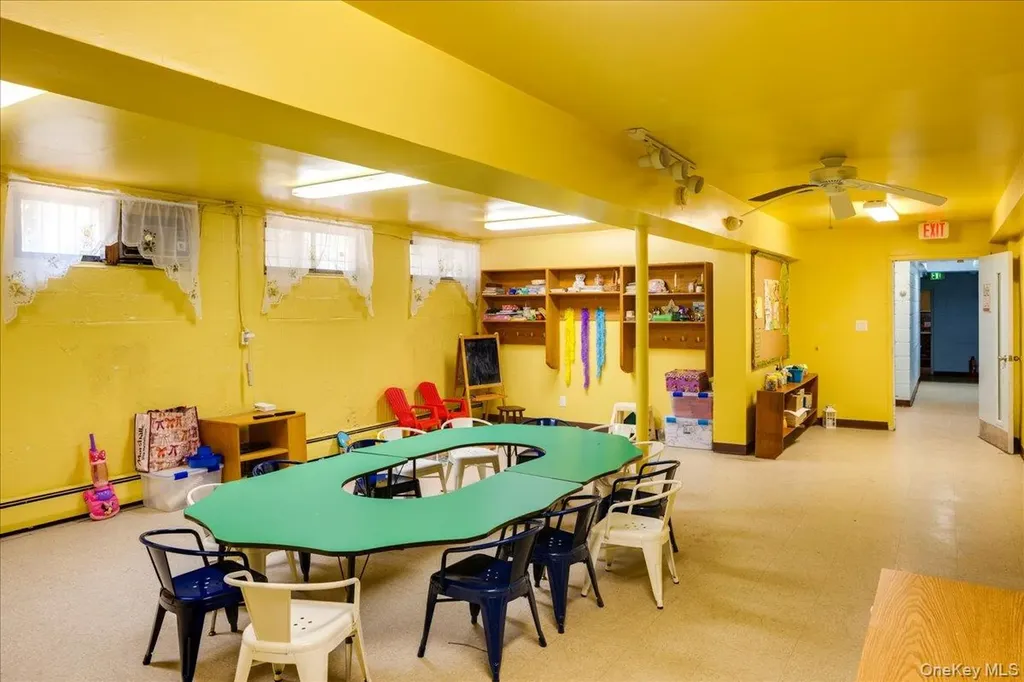 215 N Hillside Avenue Valley Stream NY 11580