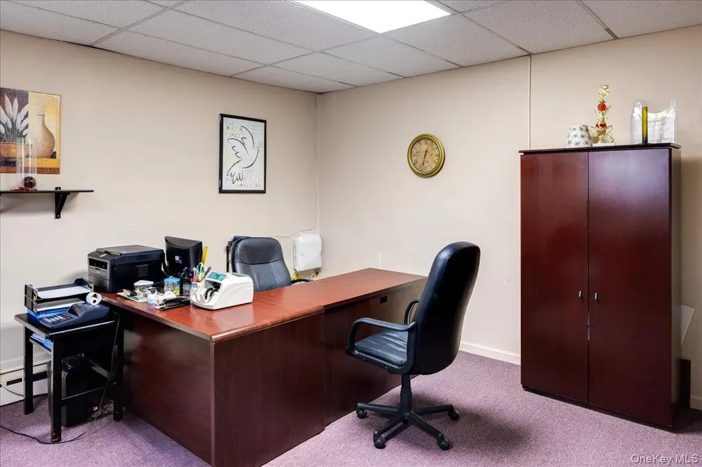 215 N Hillside Avenue Valley Stream NY 11580
