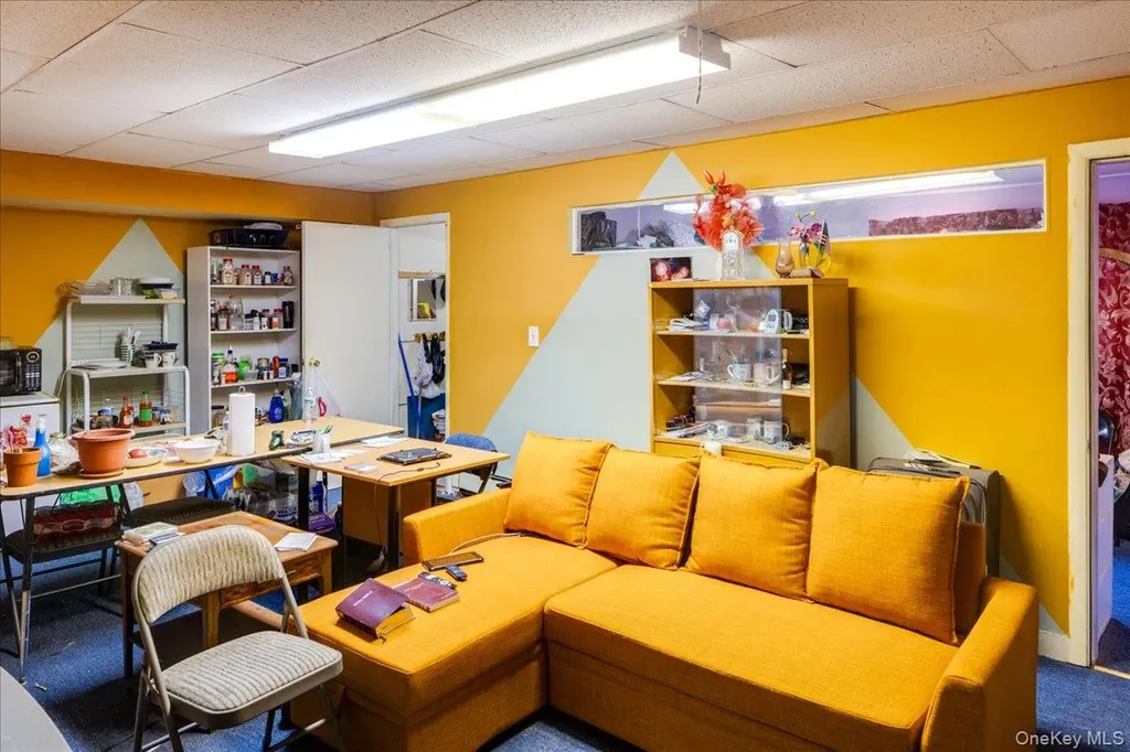 215 N Hillside Avenue Valley Stream NY 11580