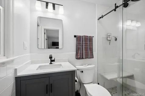 372 Fort Hill Road Scarsdale NY 10583