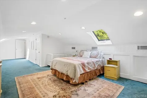372 Fort Hill Road Scarsdale NY 10583