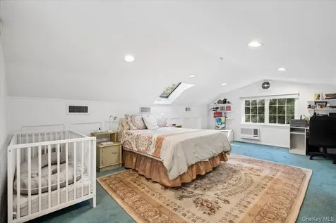 372 Fort Hill Road Scarsdale NY 10583