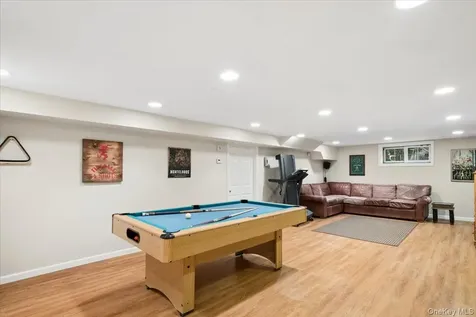 372 Fort Hill Road Scarsdale NY 10583