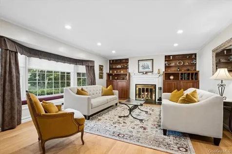 372 Fort Hill Road Scarsdale NY 10583