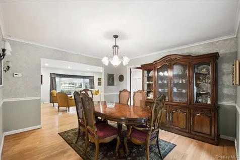 372 Fort Hill Road Scarsdale NY 10583