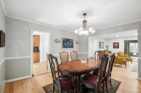 372 Fort Hill Road Scarsdale NY 10583