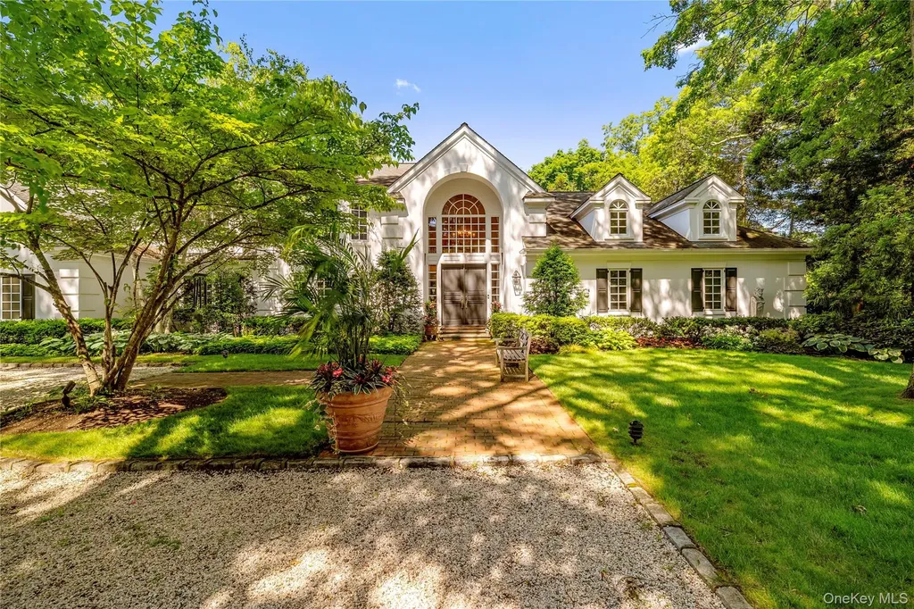 5 Hemlock Drive Brookville NY 11545