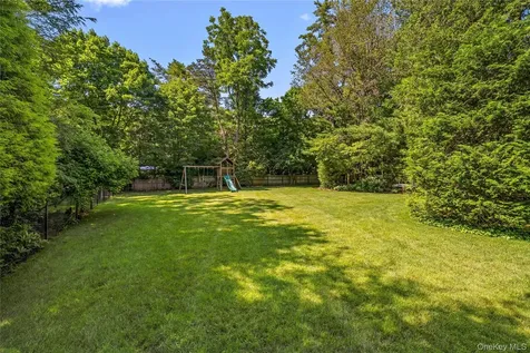 5 Hemlock Drive Brookville NY 11545