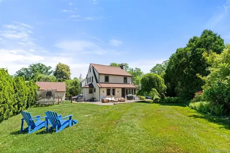 10 Cambridge Court Larchmont NY 10538