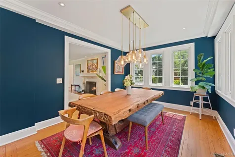 10 Cambridge Court Larchmont NY 10538