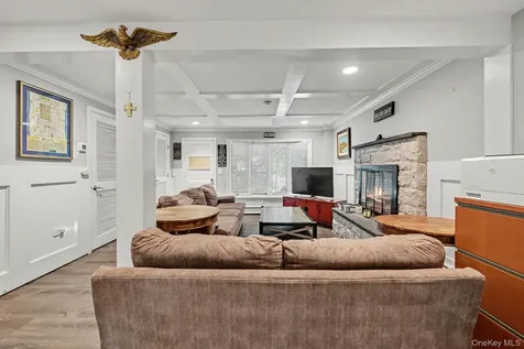 460 Washington Avenue Pleasantville NY 10570