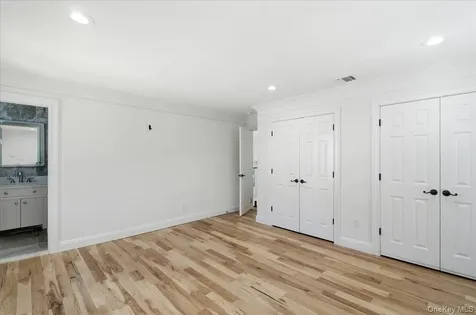 378 Lakeshore Boulevard Massapequa Park NY 11762
