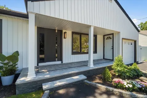 378 Lakeshore Boulevard Massapequa Park NY 11762