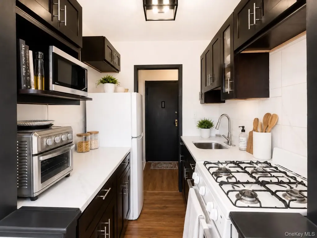 6200 Riverdale Avenue Bronx NY 10471