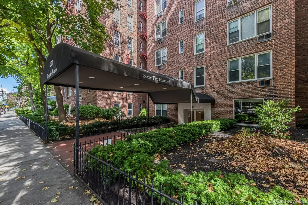 6200 Riverdale Avenue Bronx NY 10471