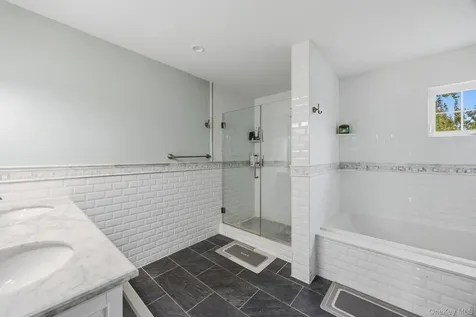 3 Sunrise Street Plainview NY 11803