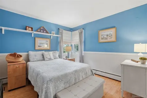 18 Sylvan Road Lake Peekskill NY 10537