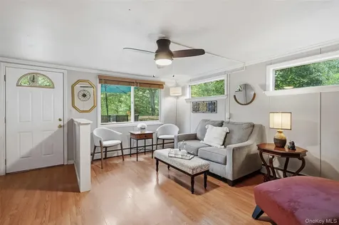18 Sylvan Road Lake Peekskill NY 10537