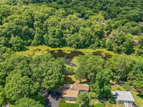 18 Sylvan Road Lake Peekskill NY 10537