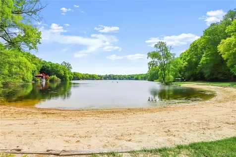 18 Sylvan Road Lake Peekskill NY 10537
