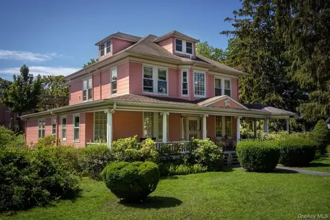 173 Sea Cliff Avenue Sea Cliff NY 11579
