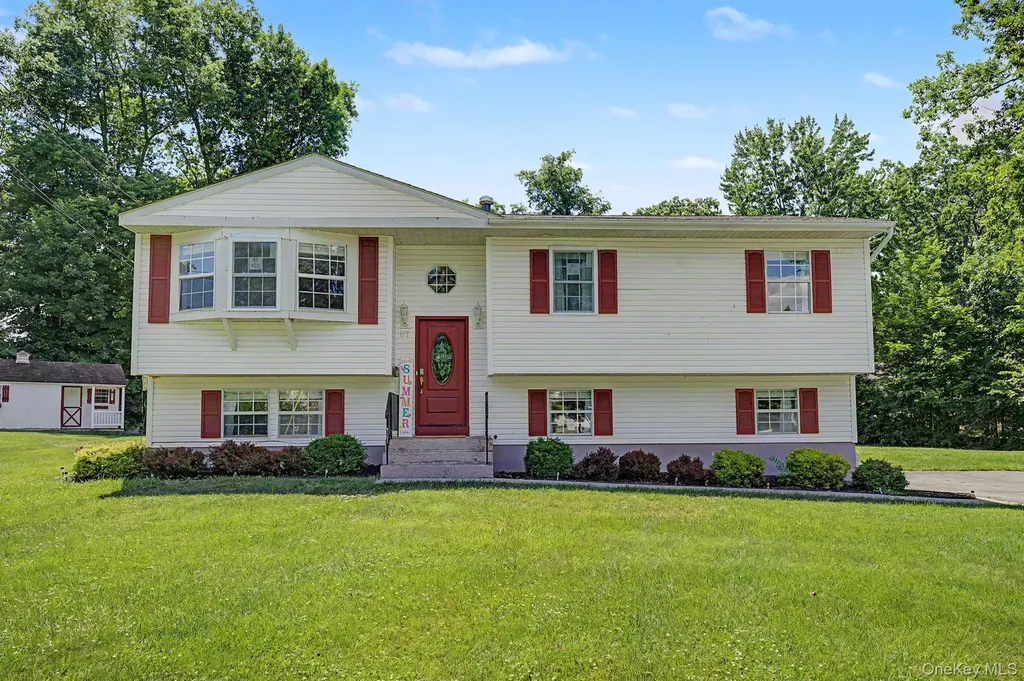 27 Rose Hill Park Cornwall NY 12518