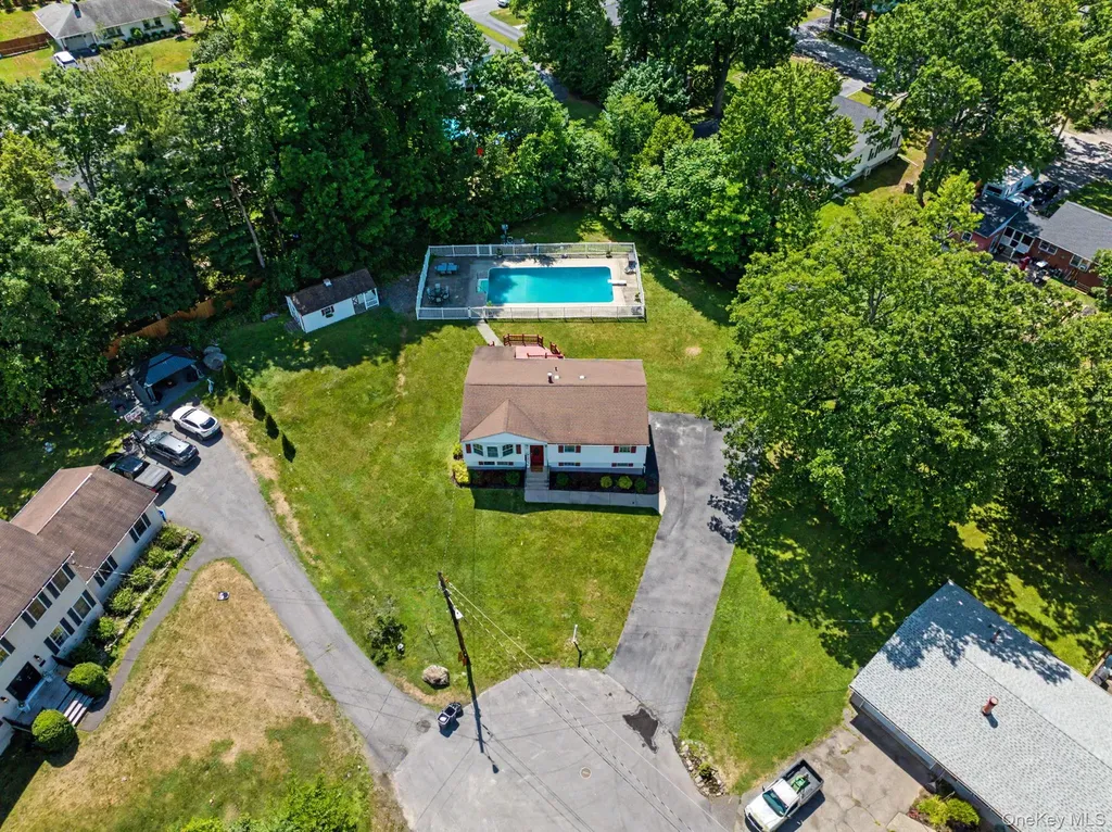 27 Rose Hill Park Cornwall NY 12518