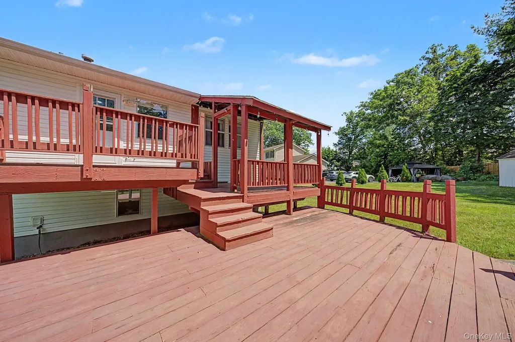27 Rose Hill Park Cornwall NY 12518