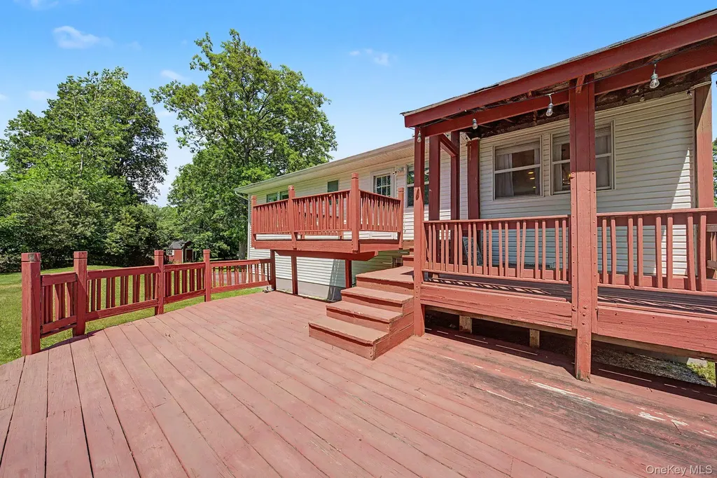 27 Rose Hill Park Cornwall NY 12518