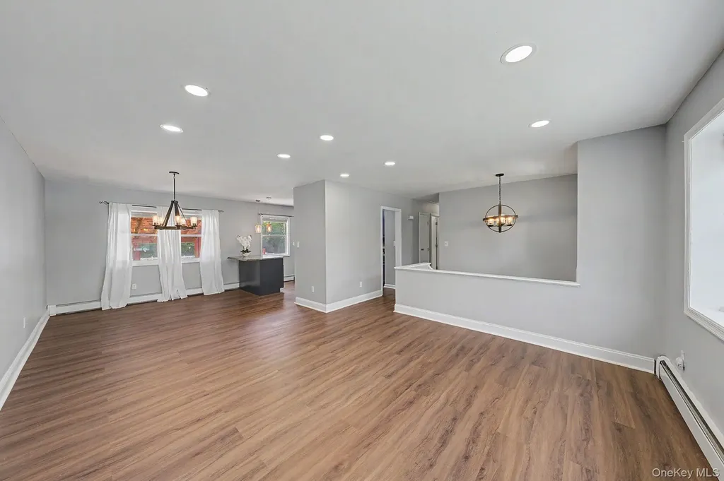 27 Rose Hill Park Cornwall NY 12518