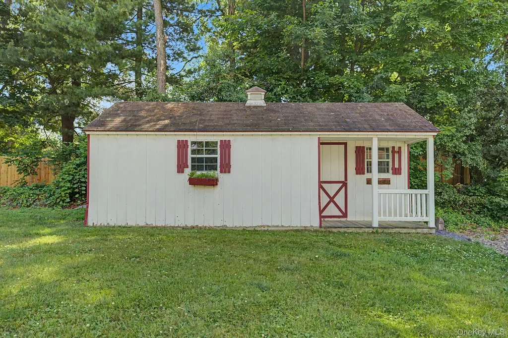27 Rose Hill Park Cornwall NY 12518