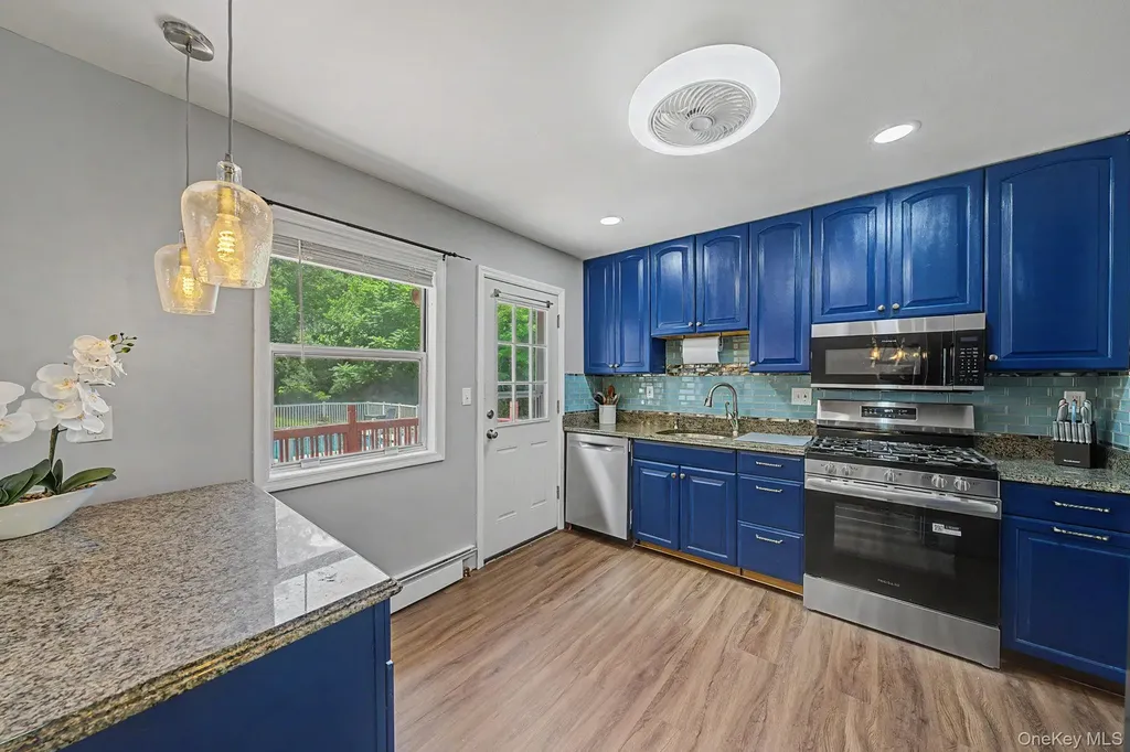 27 Rose Hill Park Cornwall NY 12518