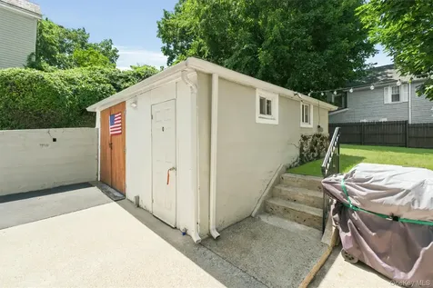 229 Tate Avenue Buchanan NY 10511