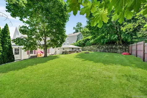 229 Tate Avenue Buchanan NY 10511