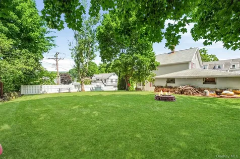 229 Tate Avenue Buchanan NY 10511