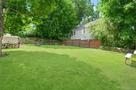 229 Tate Avenue Buchanan NY 10511