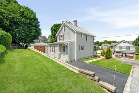 229 Tate Avenue Buchanan NY 10511