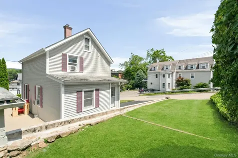 229 Tate Avenue Buchanan NY 10511