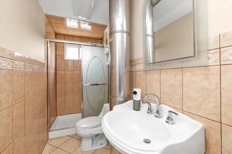 20 Francine Drive N Massapequa NY 11758