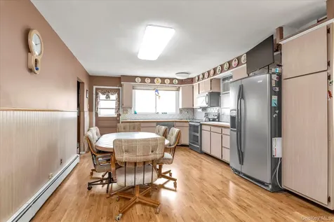 20 Francine Drive N Massapequa NY 11758