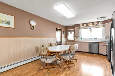 20 Francine Drive N Massapequa NY 11758