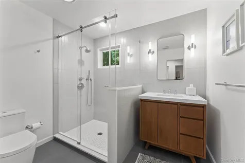 170 Crest Drive Tarrytown NY 10591