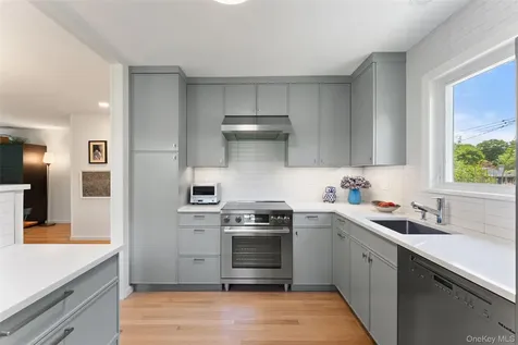 170 Crest Drive Tarrytown NY 10591