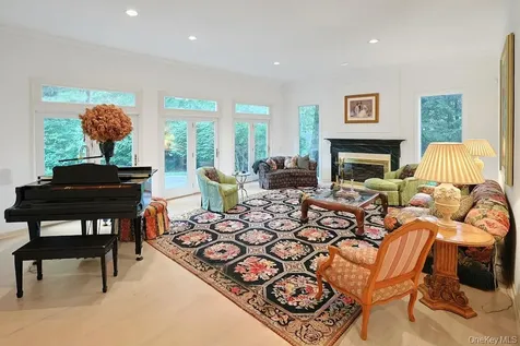 9 Old Woods Drive Harrison NY 10528