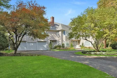 9 Old Woods Drive Harrison NY 10528