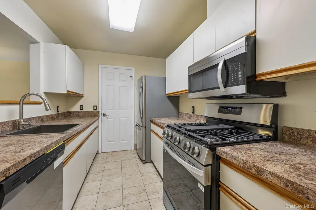 181 Deer Ct Drive Middletown NY 10940