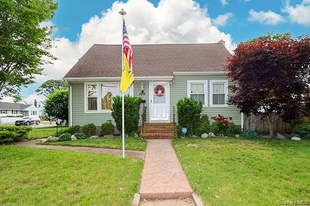 100 Laux Place North Bellmore NY 11710