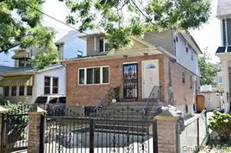 89-29 Moline Street Queens Village NY 11428