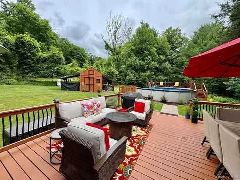 92 Twinshaven Road Napanoch NY 12458